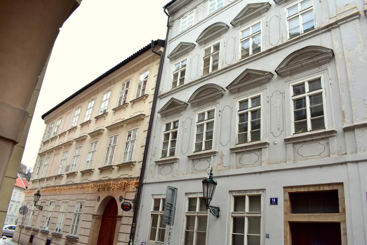 Apartment Lesser Town! Praha Eksteriør bilde
